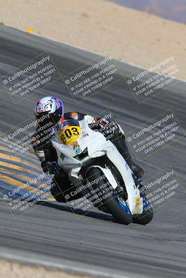 media/Nov-15-2024-CVMA Friday Practice (Fri) [[b142d29251]]/4-Group 4 and Trackday/Session 2 (Turn 10)/